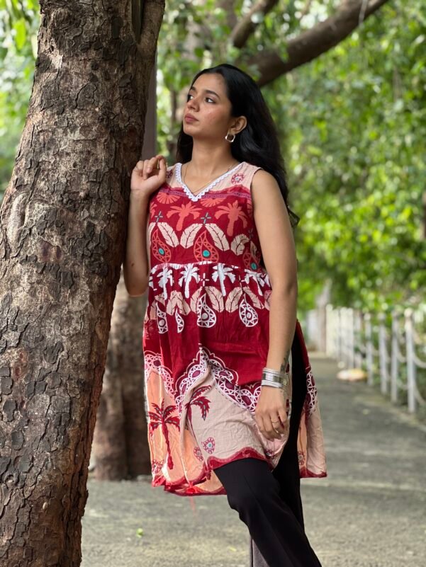 Charming Short Printed Kurti - Everyday Style - Image 3
